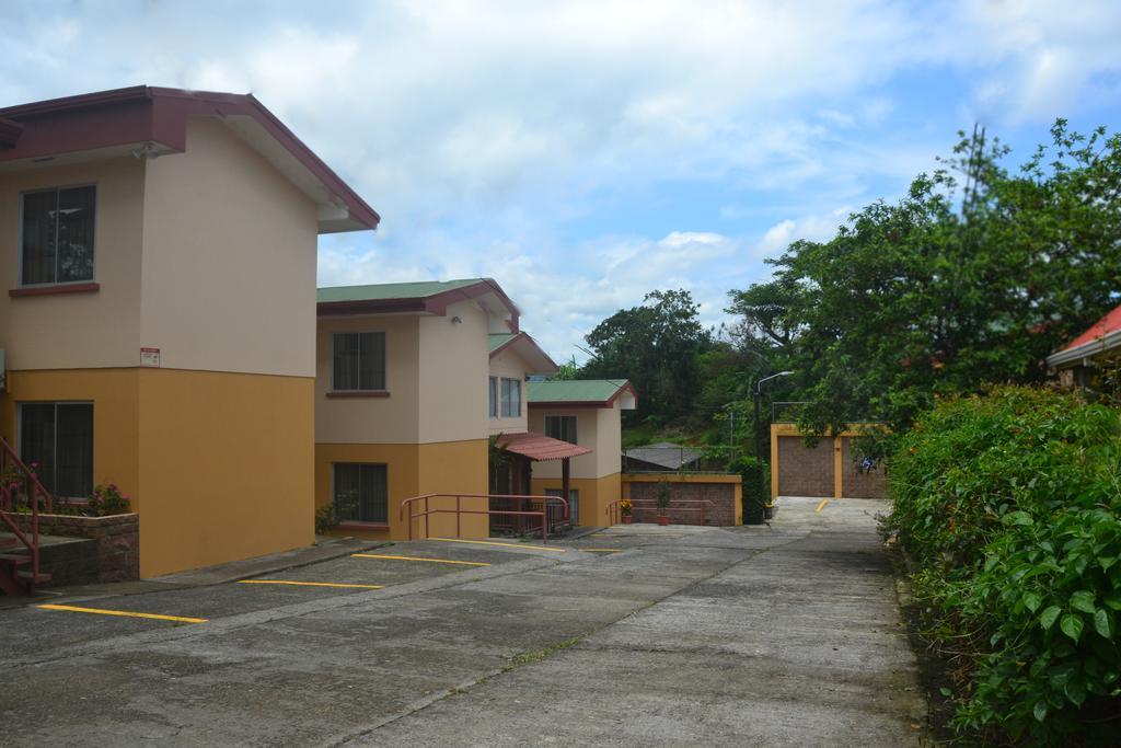 Hotel La Villa Quesada  Exterior foto